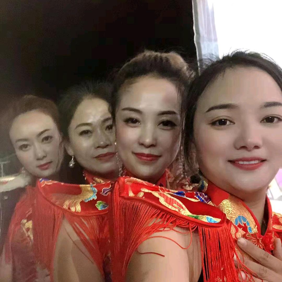 《百年好》婚庆演艺文化传媒