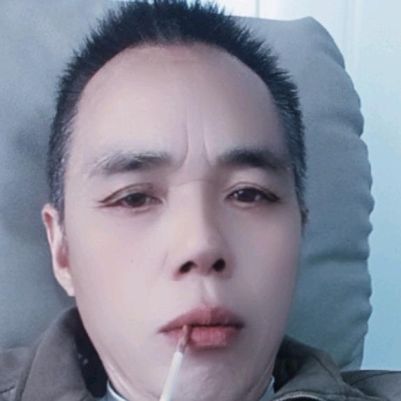 英得子，随缘🌹
