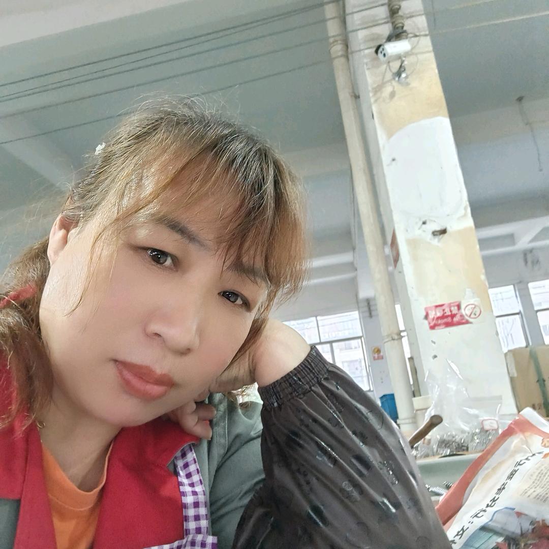 轻