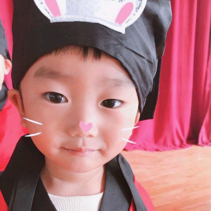 开心ヽ(○^㉨^)ﾉ♪