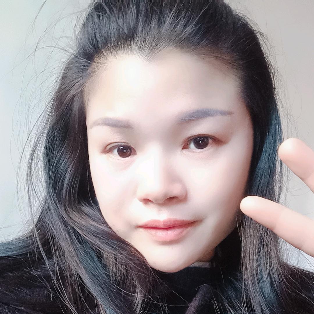 最甜美的笑容。