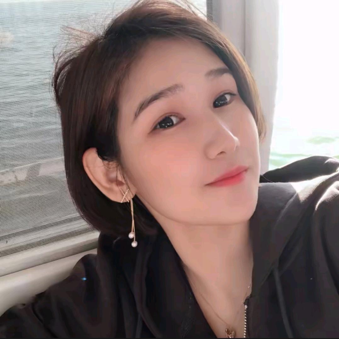 栀簇大码女装