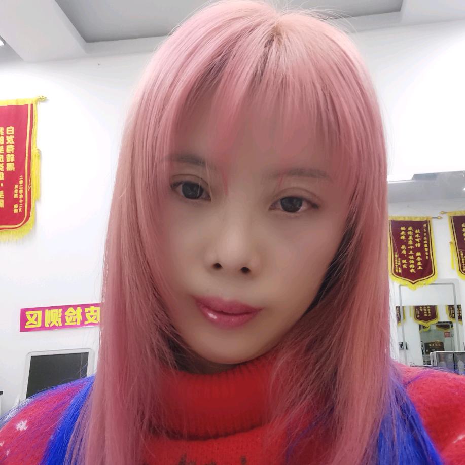 阳朔溢城造型美发朱254586899