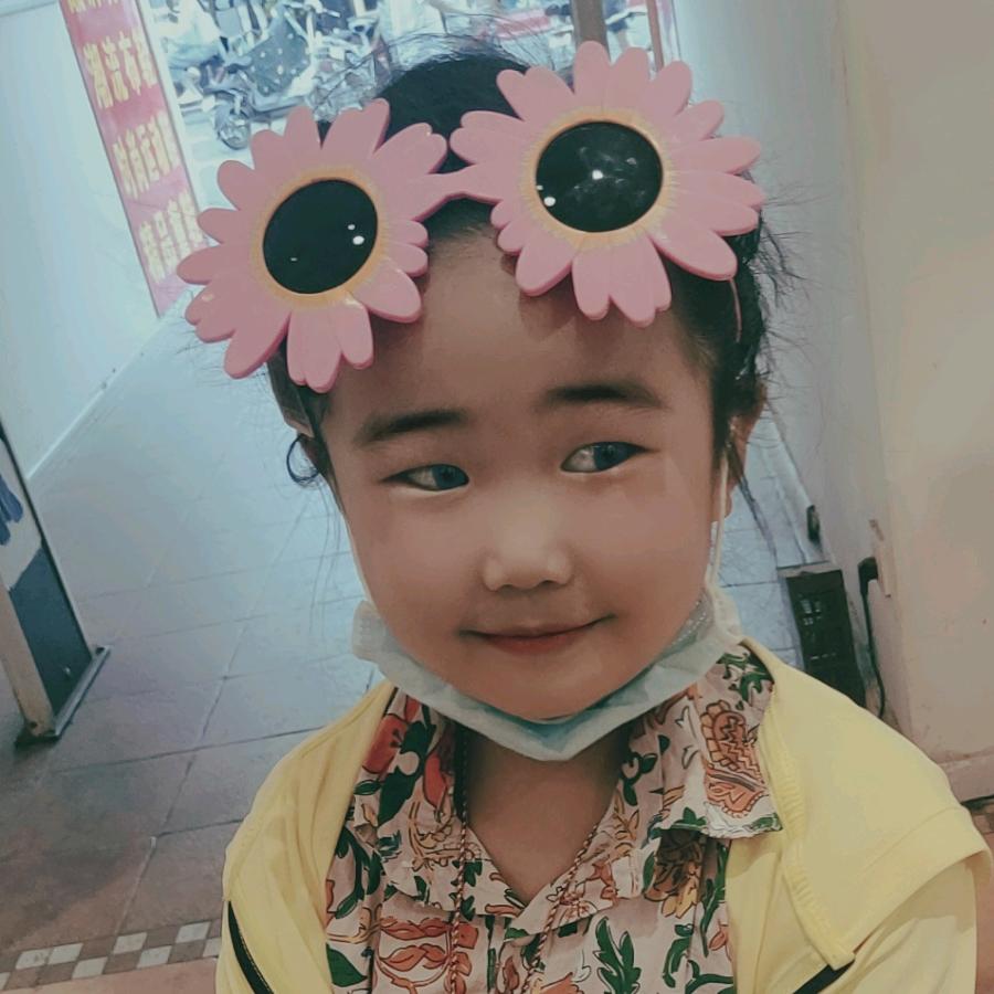 °萌  宝_