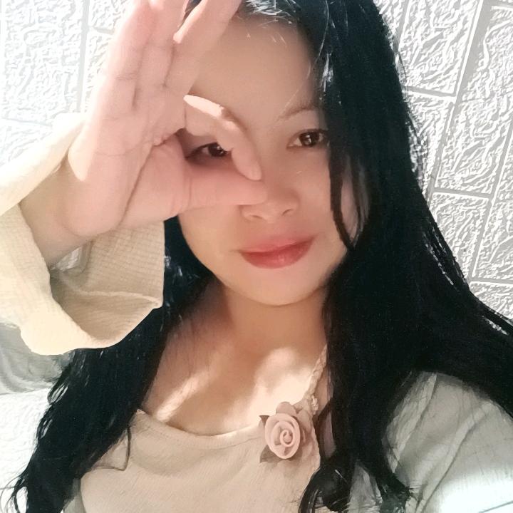 黄家二姐淡定沁