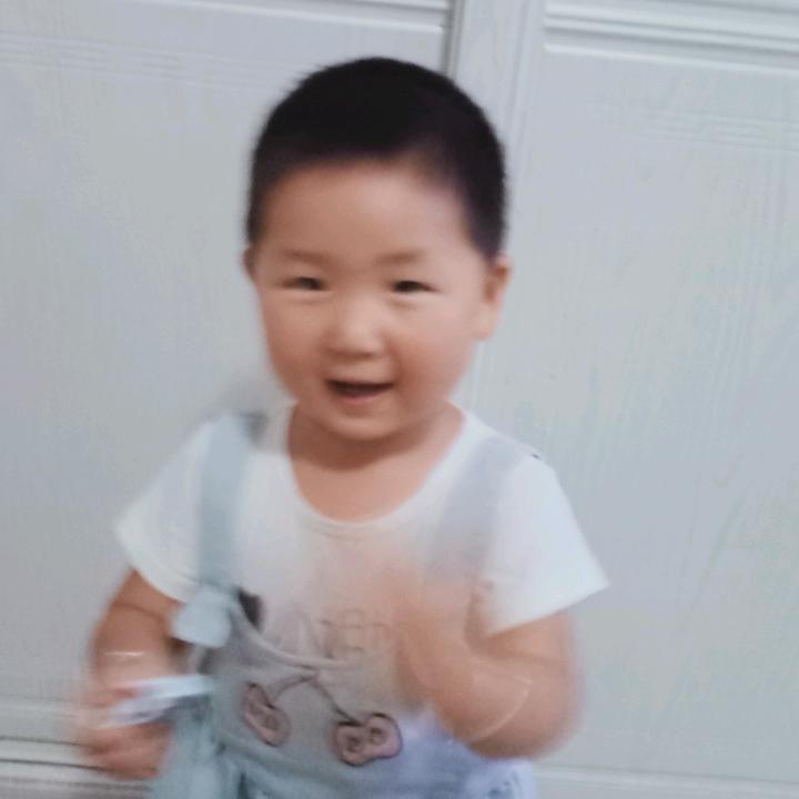 李红
