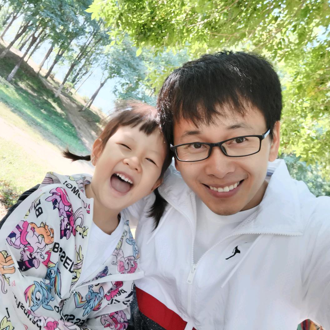 李笑笑她爸