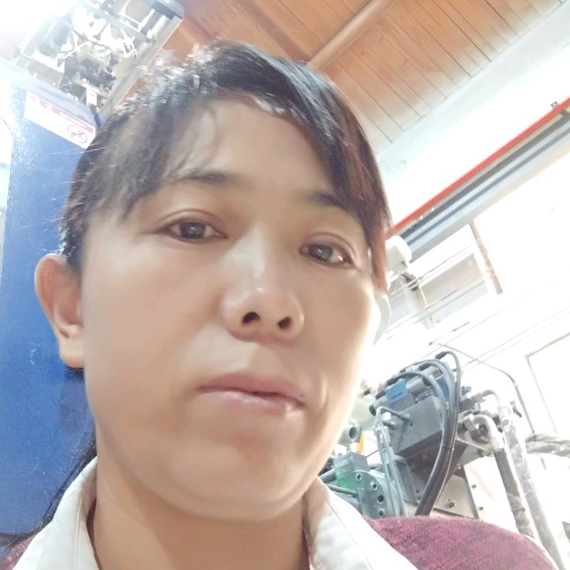 周梅
