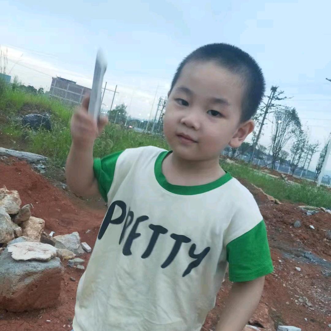 哇噻小帅哥