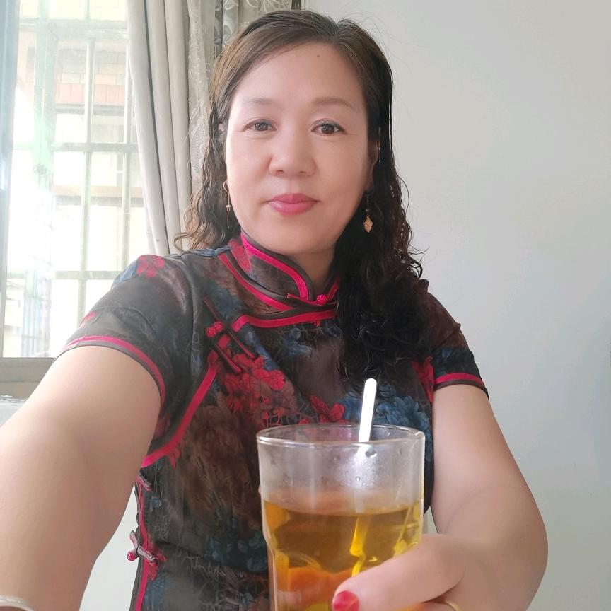 萍水相逢