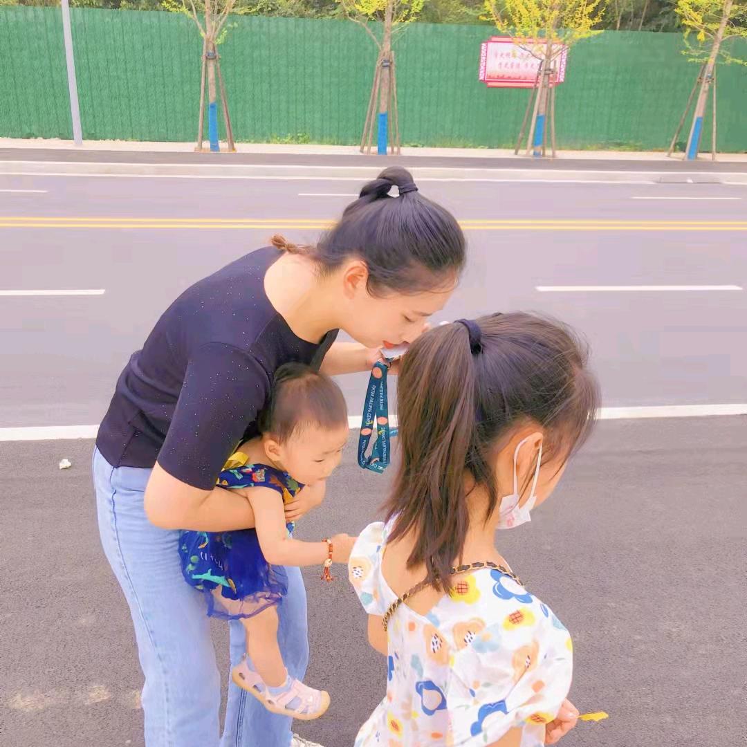 母女仨