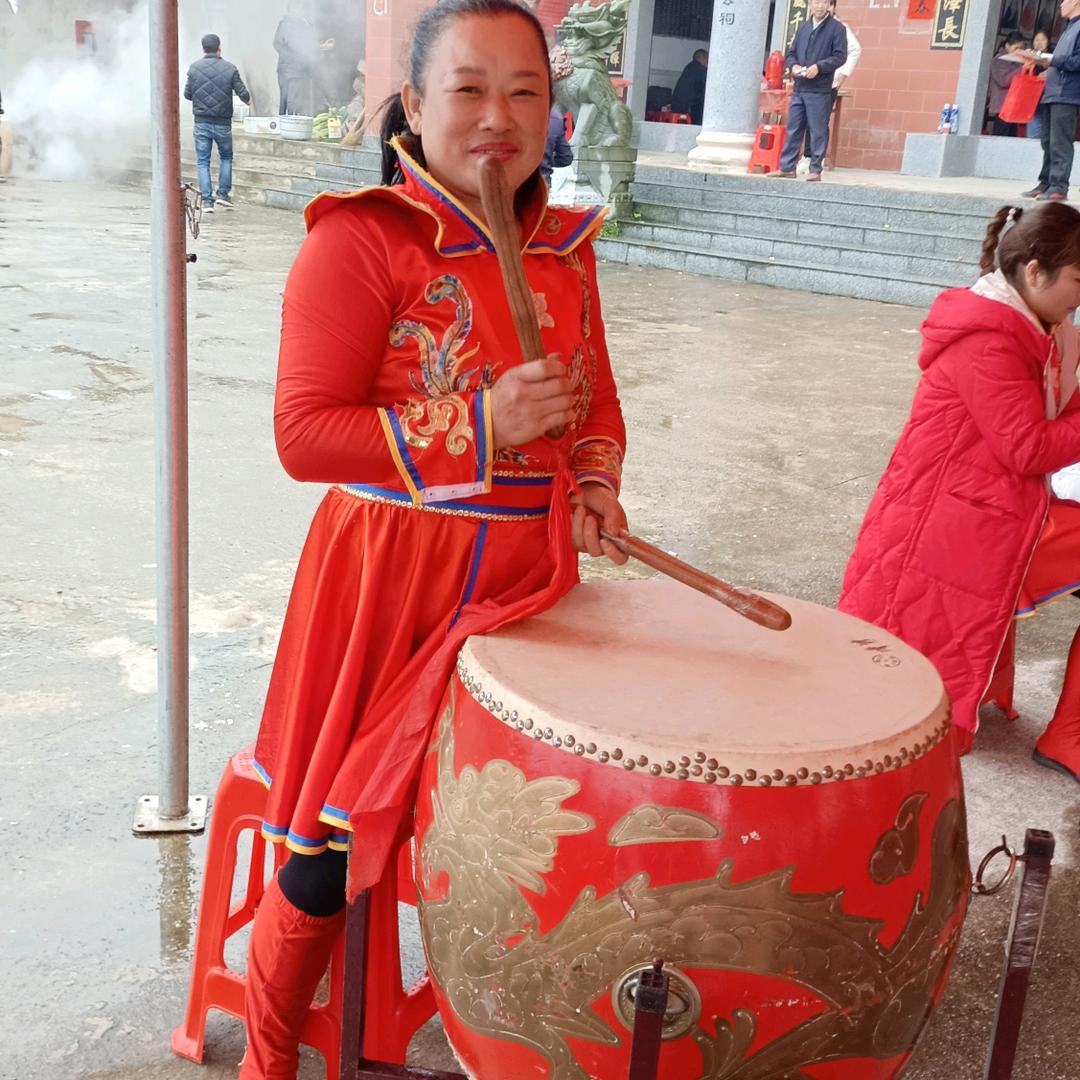 村姑阿红