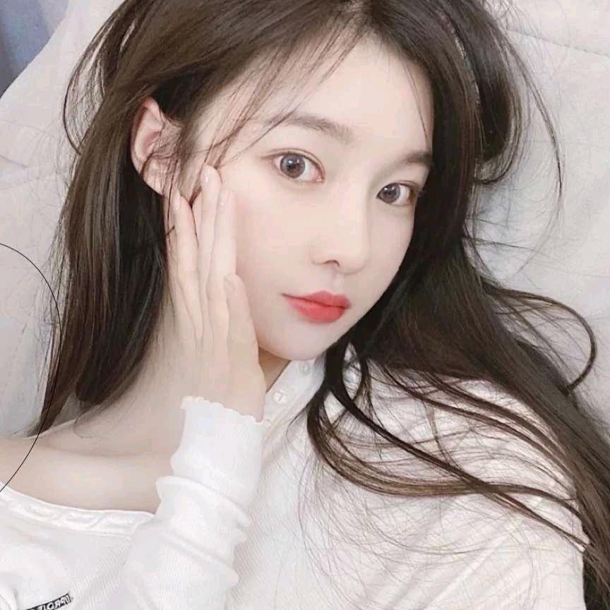 王'萍
