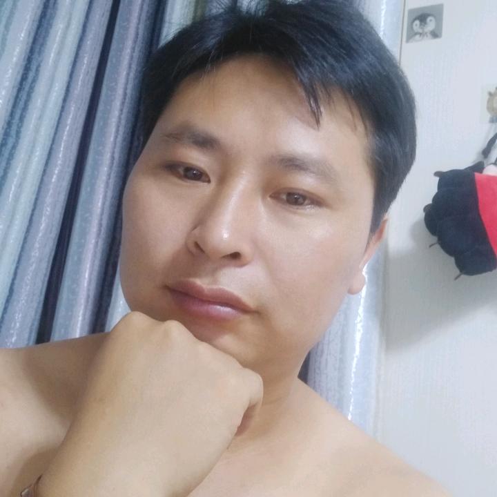 一棵棒棒糖两样味