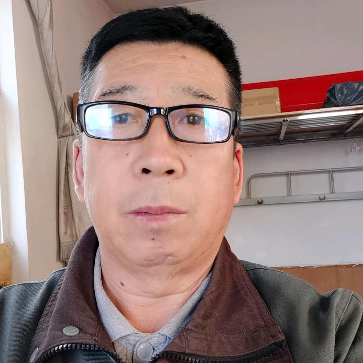 傅宏