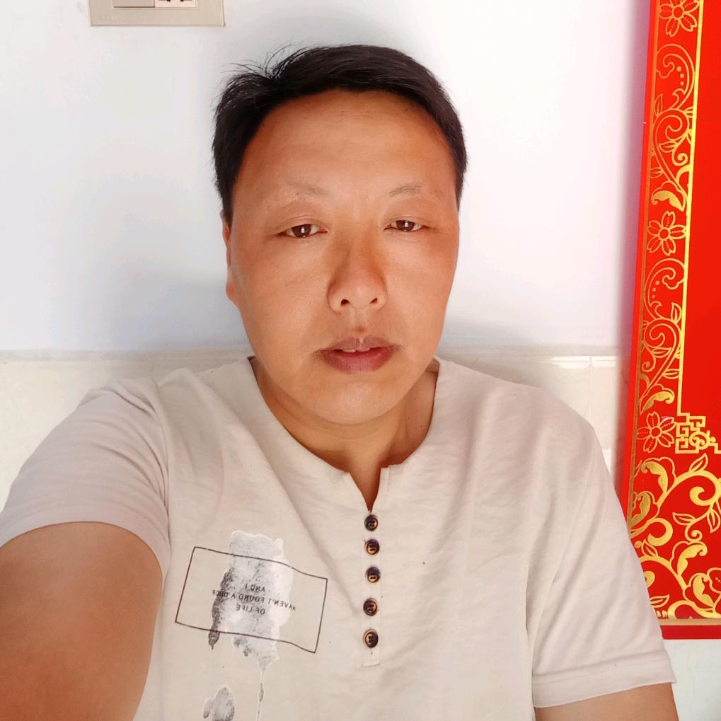 邓宏高
