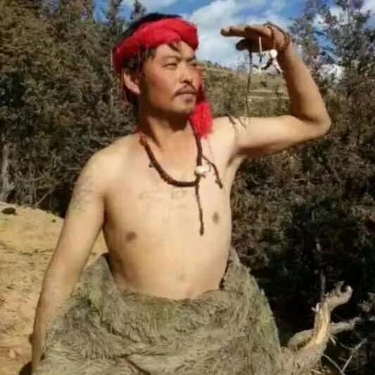 康巴扎西。