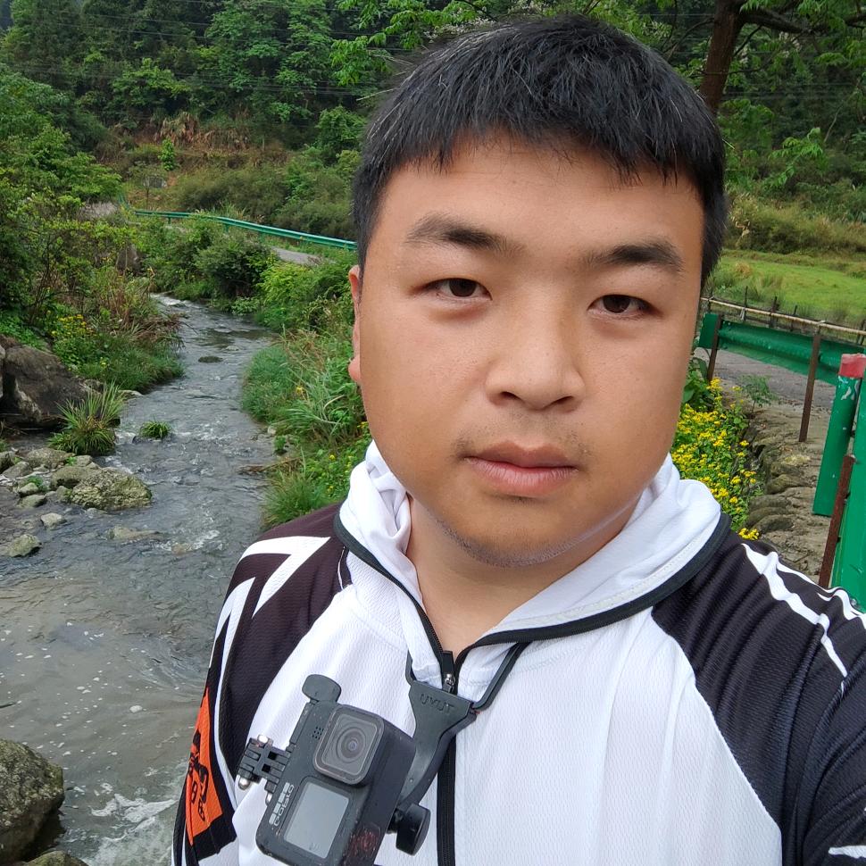 平江听水溪流凌点一