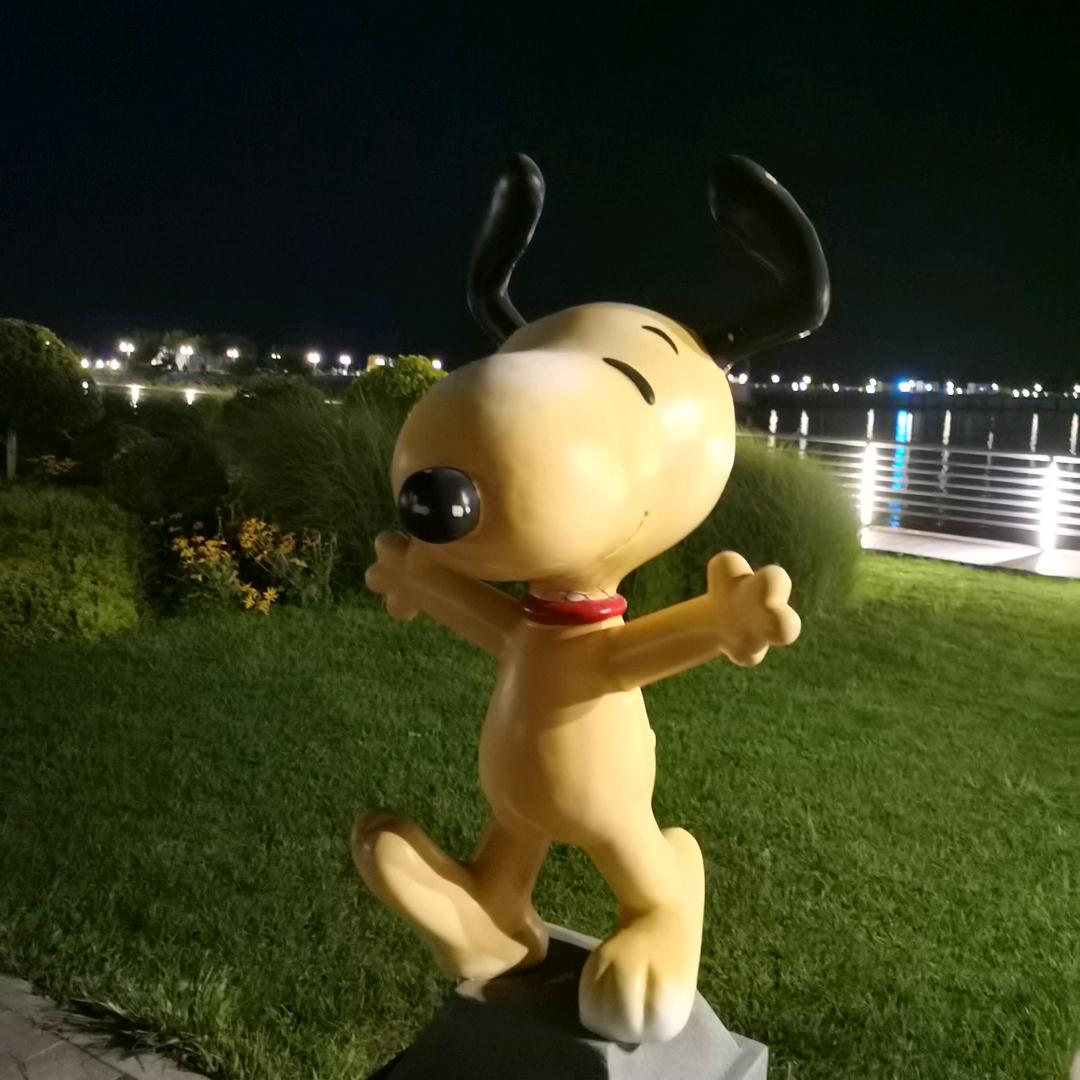 大嘴小眼鬼