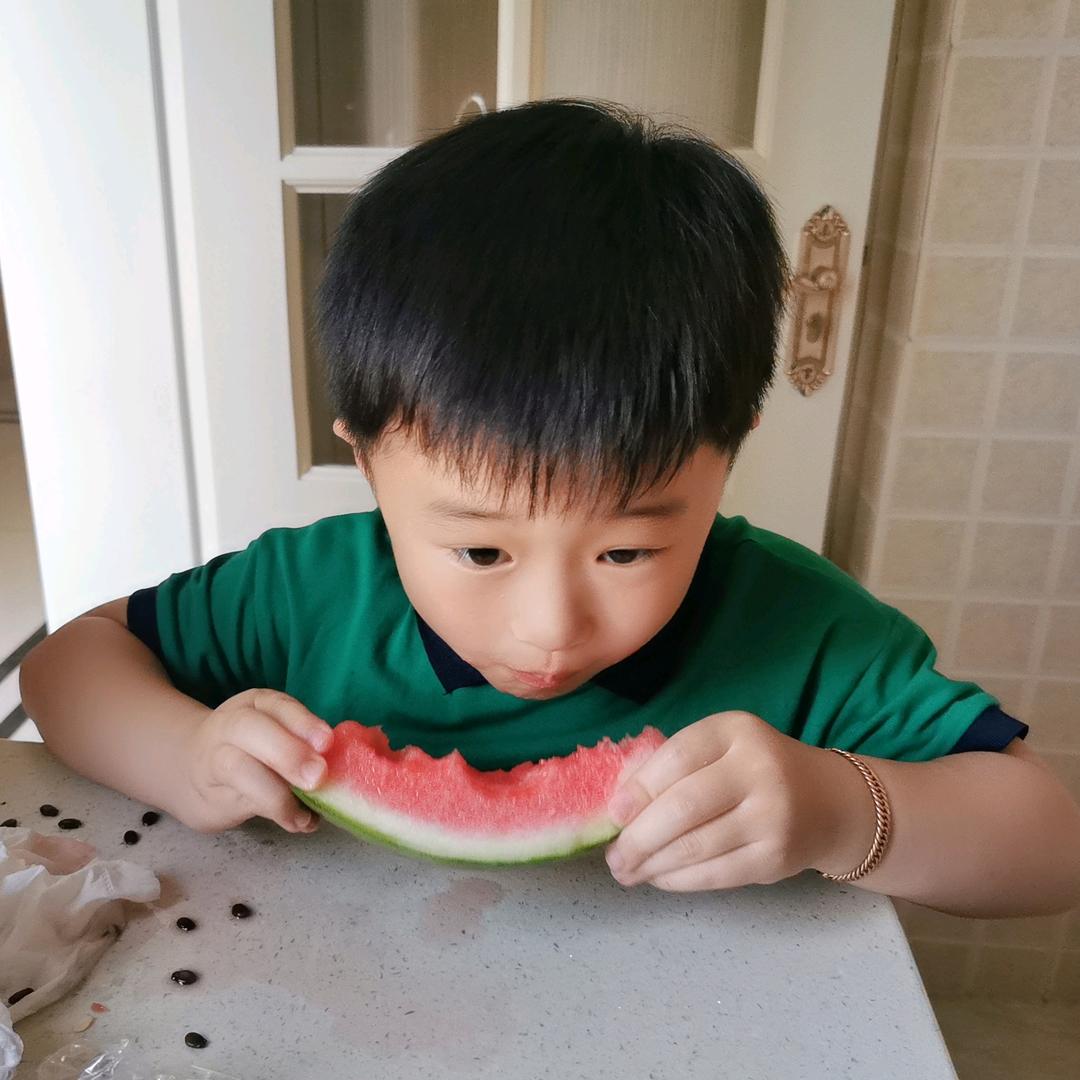 莹睿兴🍊🍊🍊🍊🍊