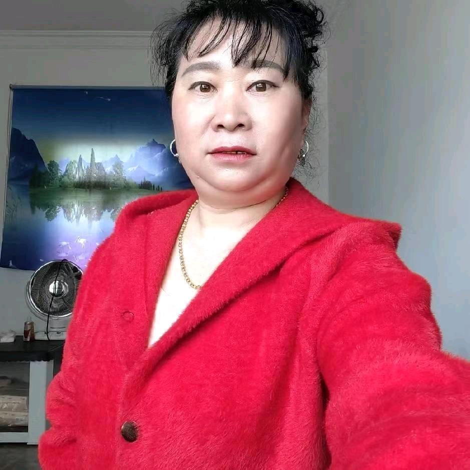 曾龙地
