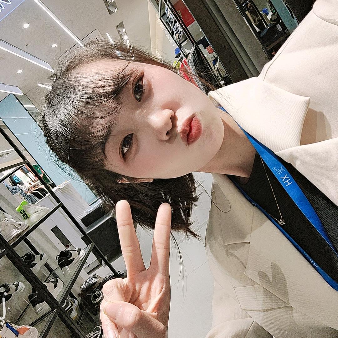 HXTIDE品牌男装-程美玲