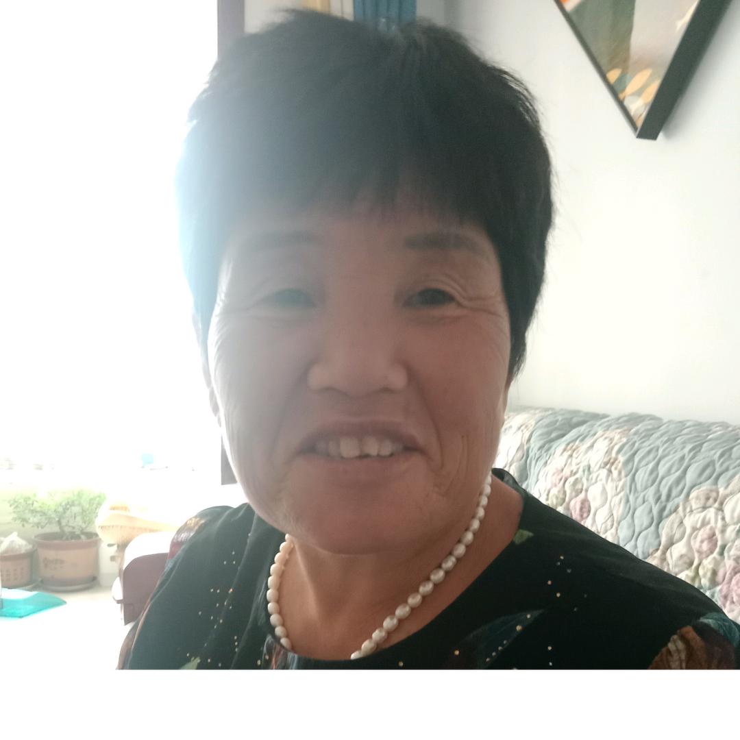 卢新玲