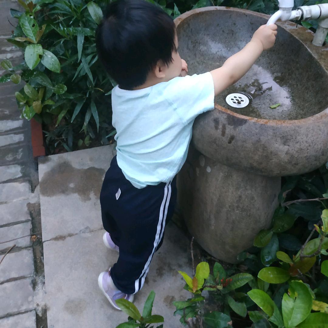 大宝她爸