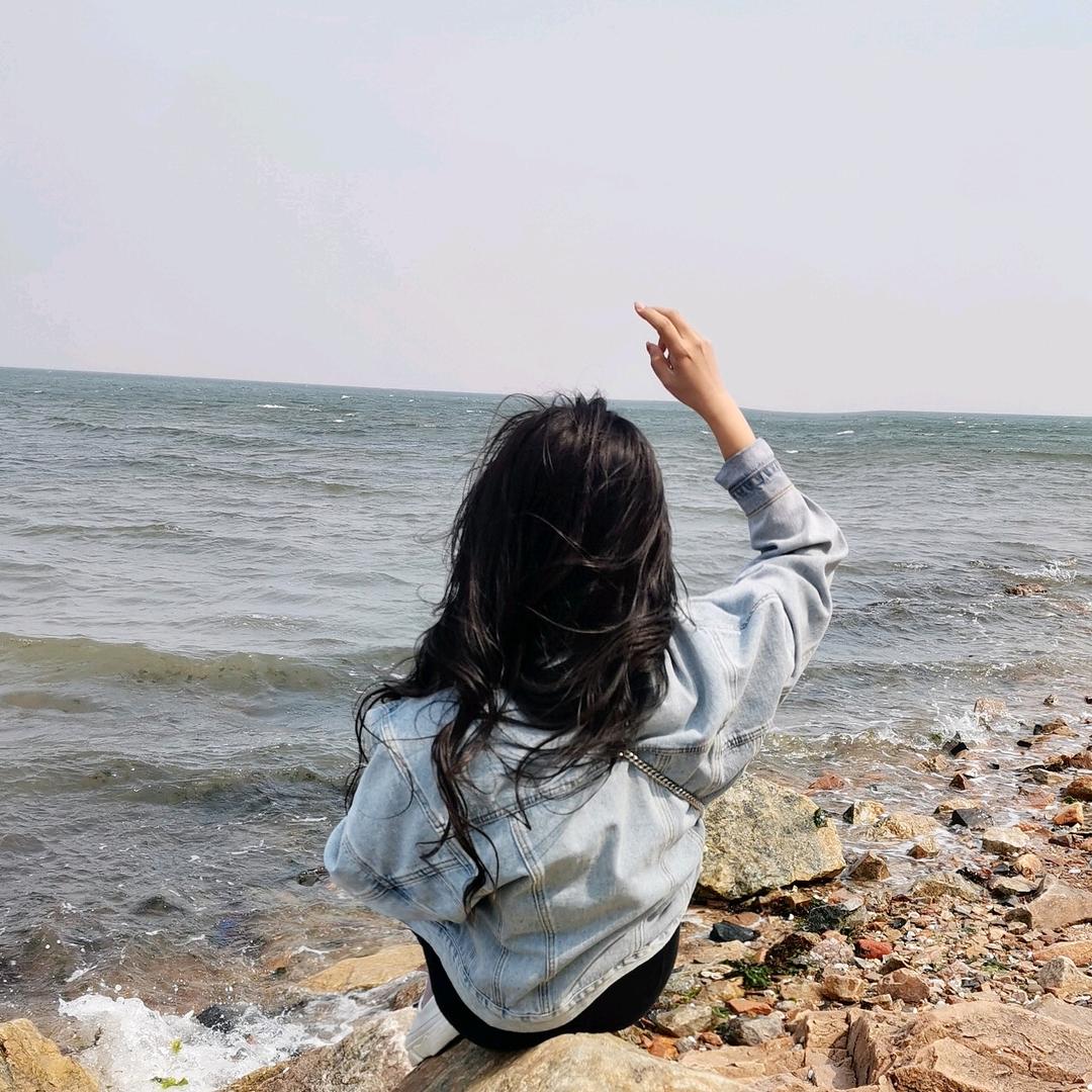lensia刘一