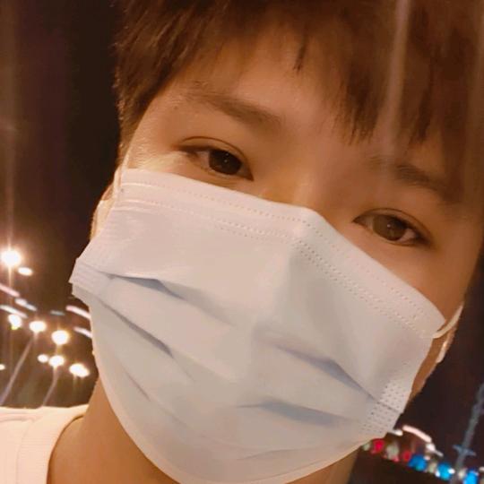 千，纸鹤