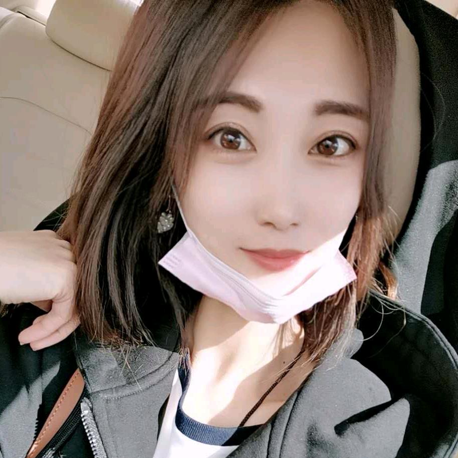 帆布鞋穿出女王范儿