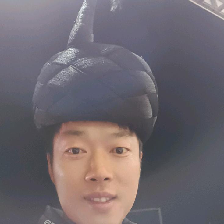 昆明信息部带尾板小朱