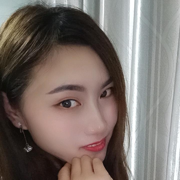 女人无情便是王。