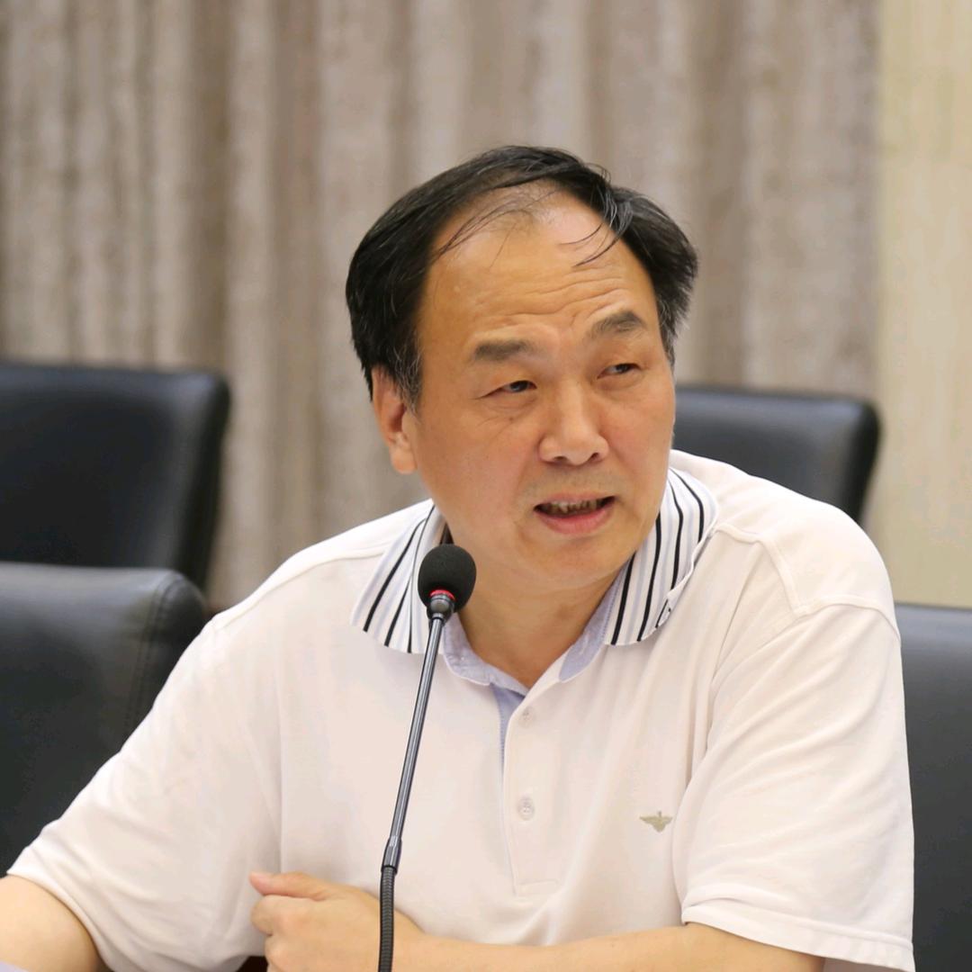 罗列万