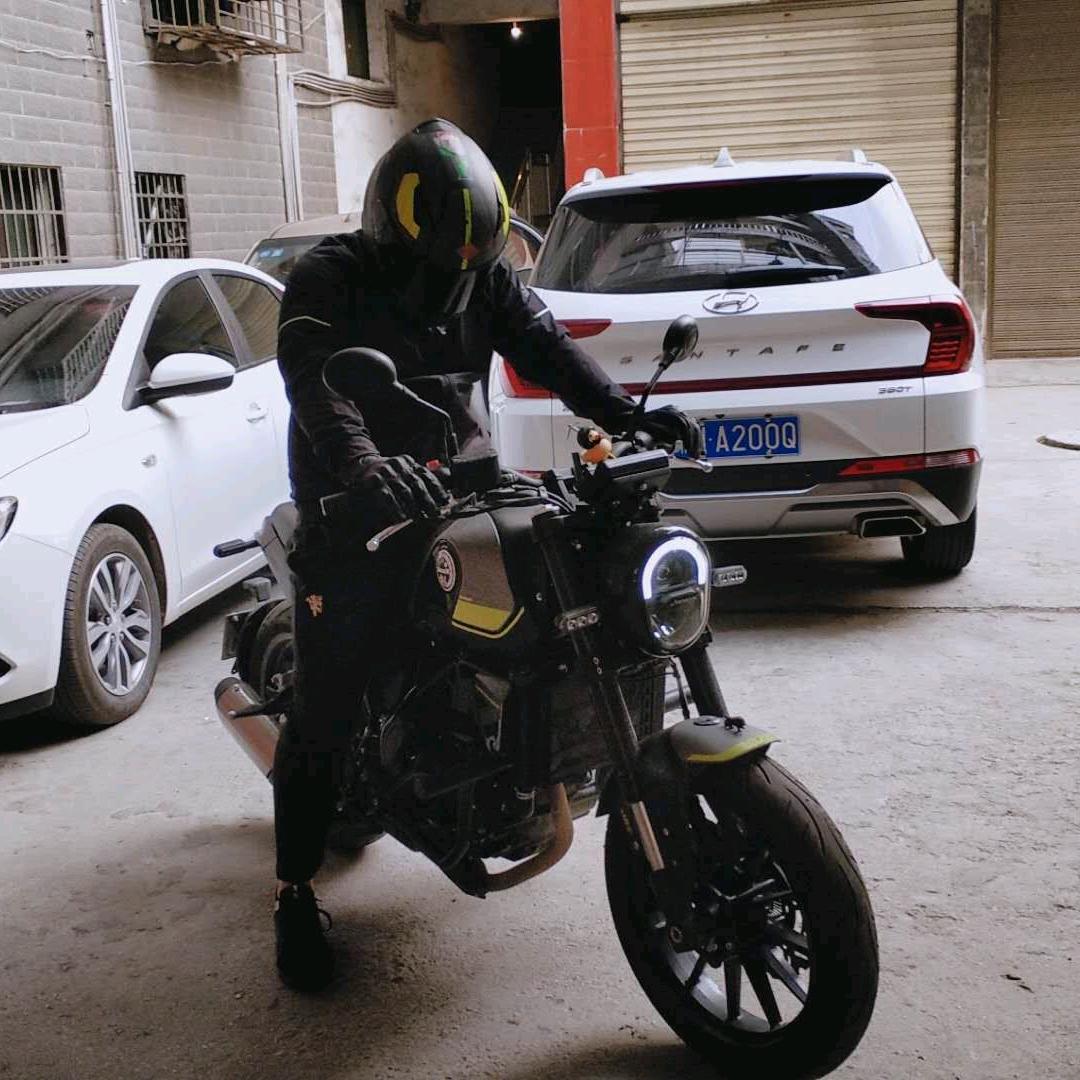 生活不止眼前的苟且