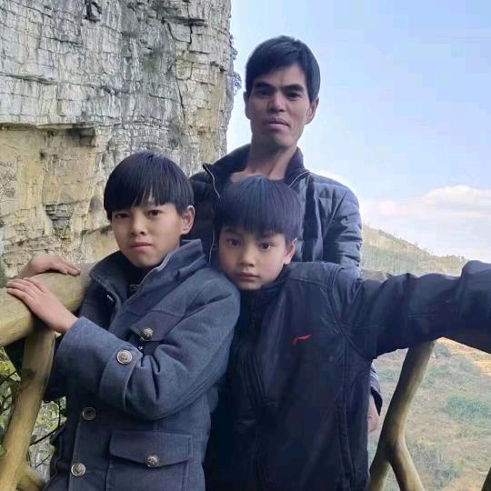 单亲爸爸