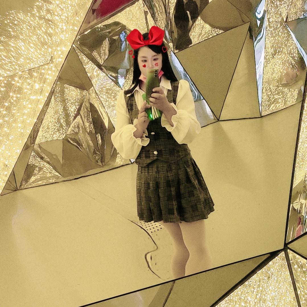💋 请 叫 我 朱 倩 倩🌟