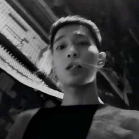 六舅