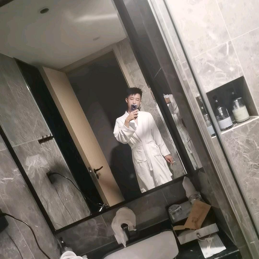 小俊哥。