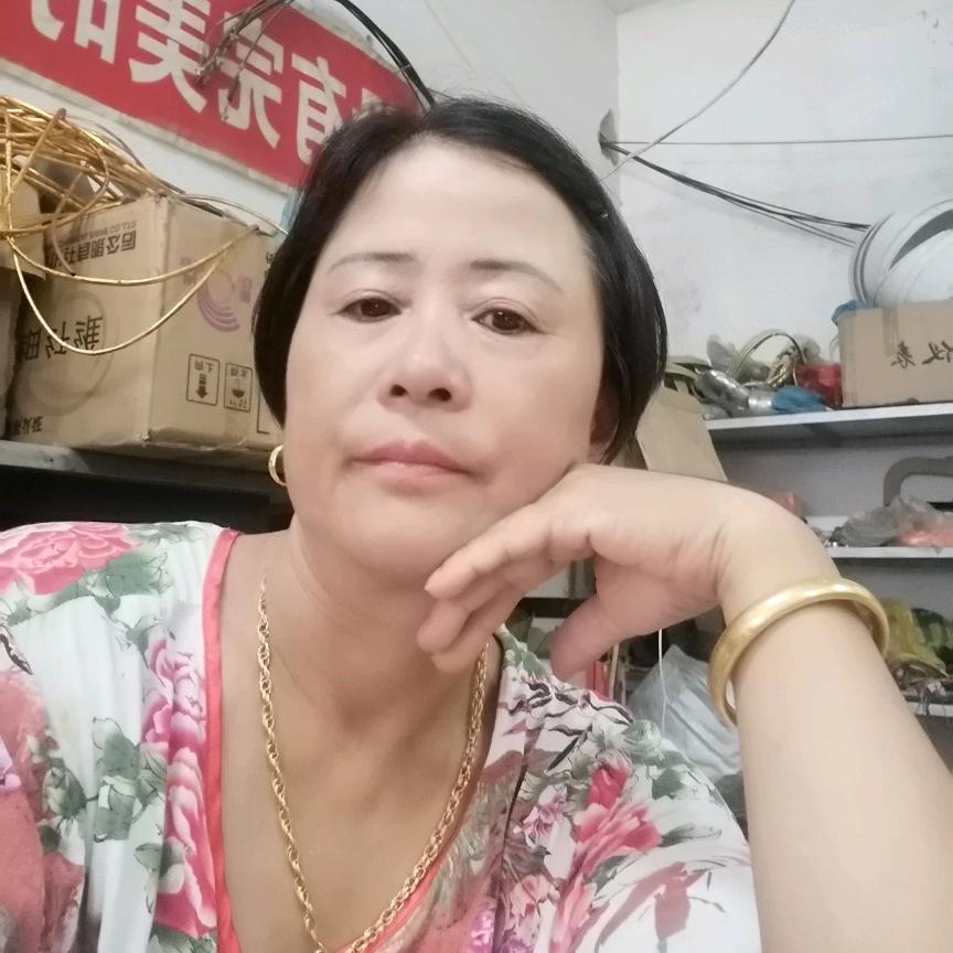 快乐三姐