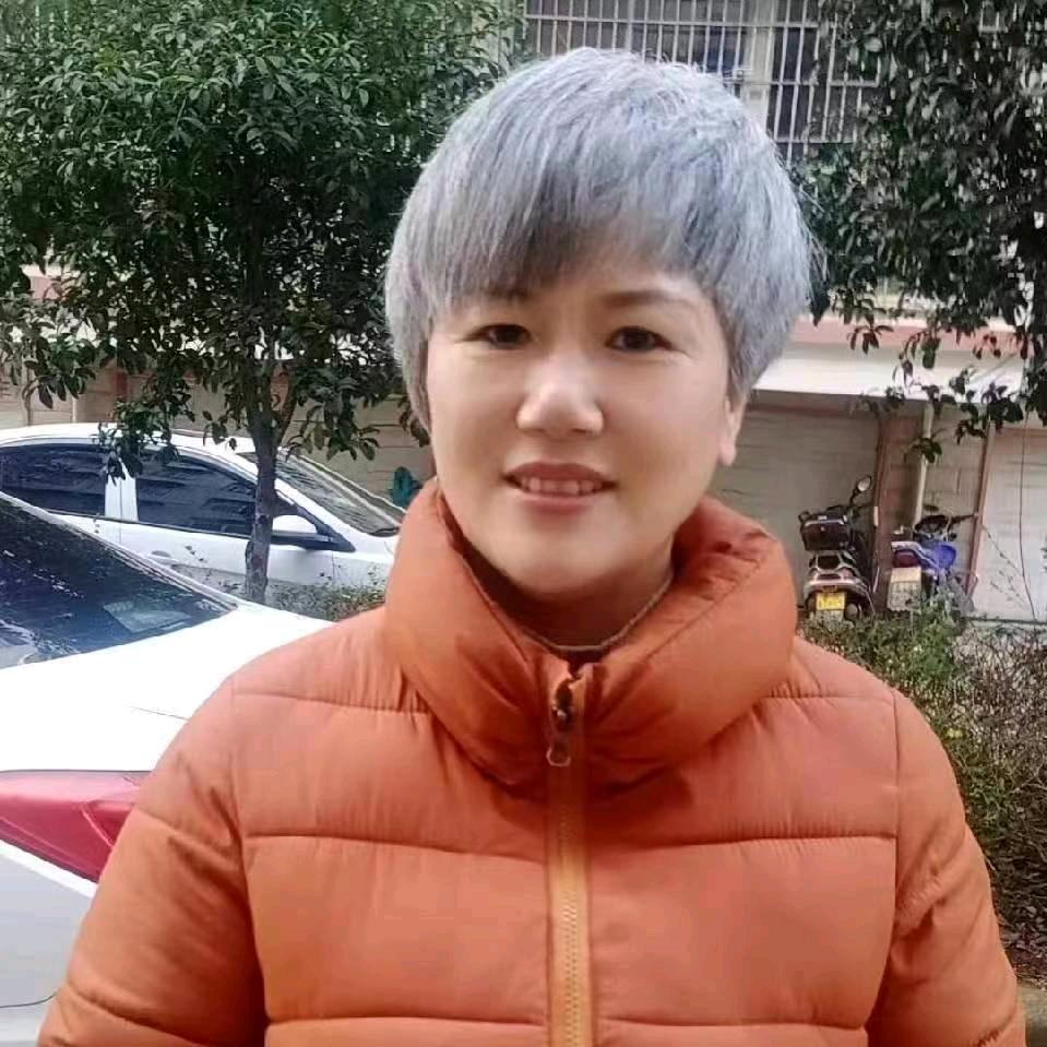 斑小将智能护肤