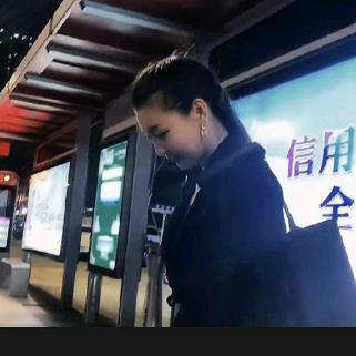 小慧子爱编发