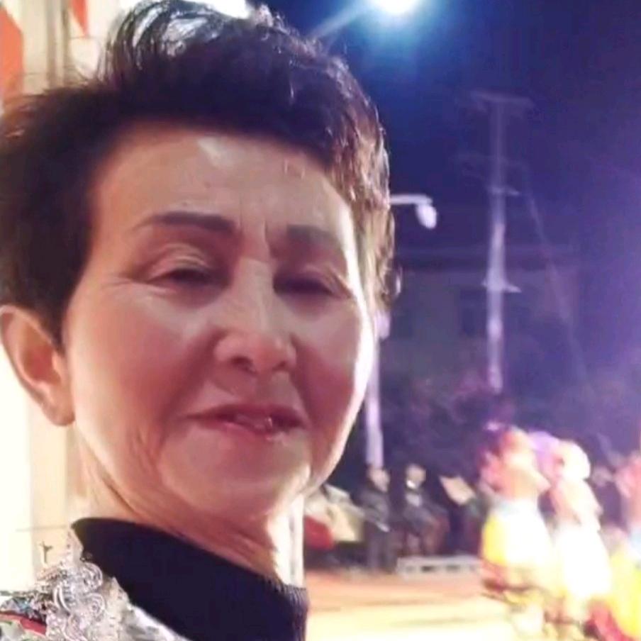 祝大姐72岁