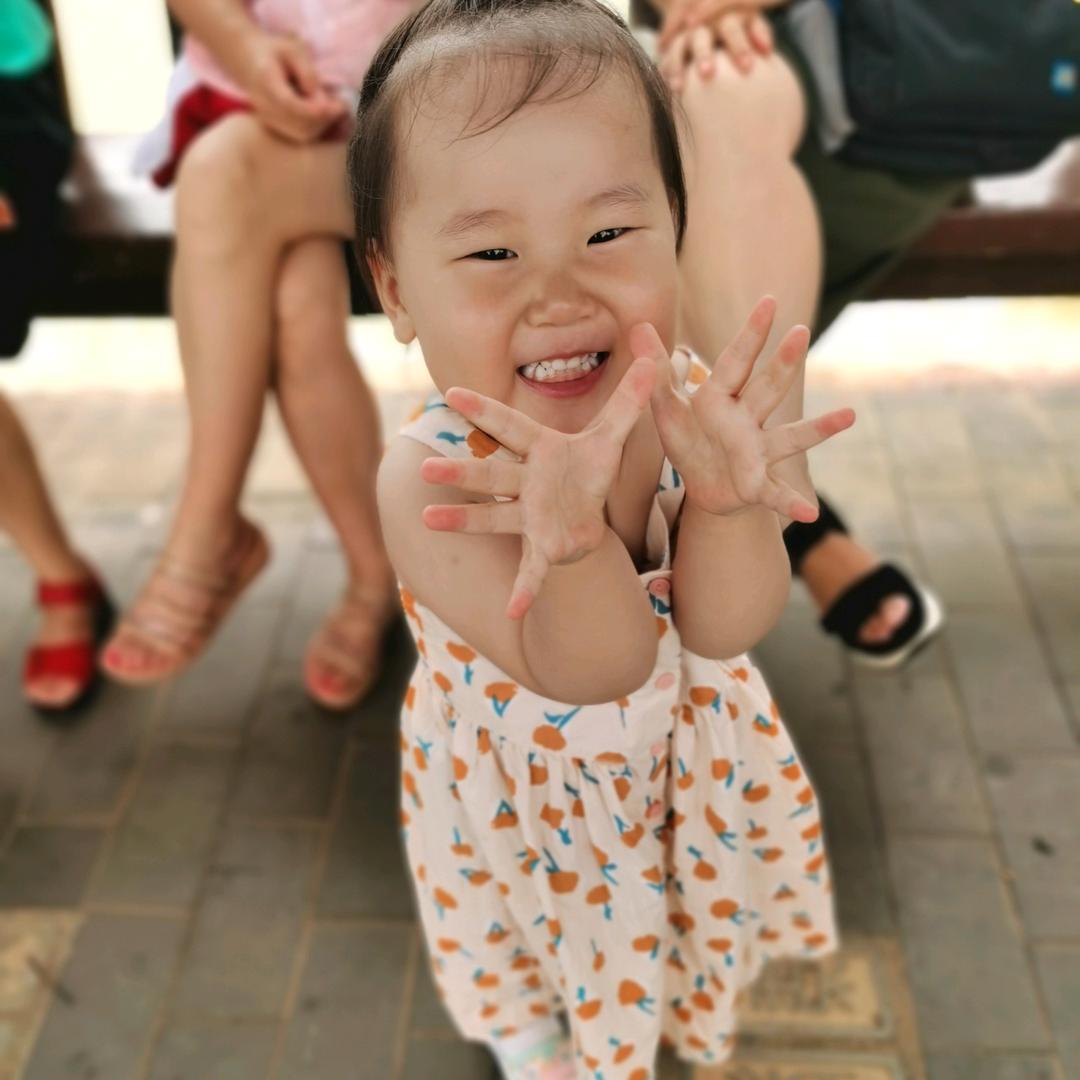 一一的妈咪