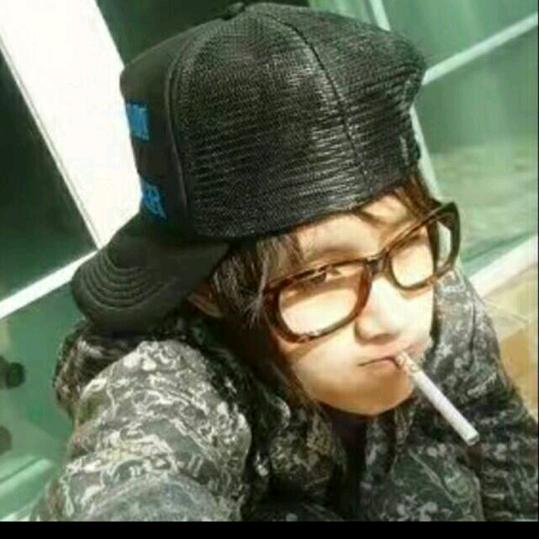磊落