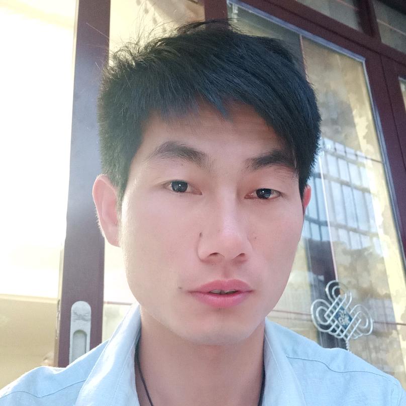 熊师傅贴砖