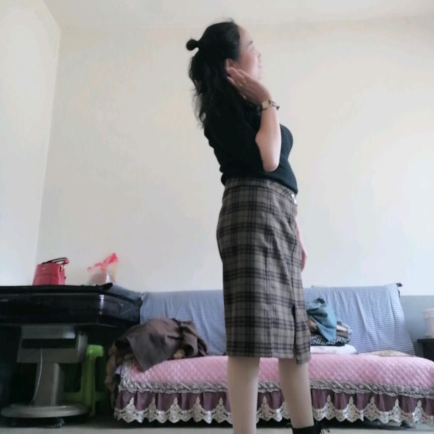 艾婵