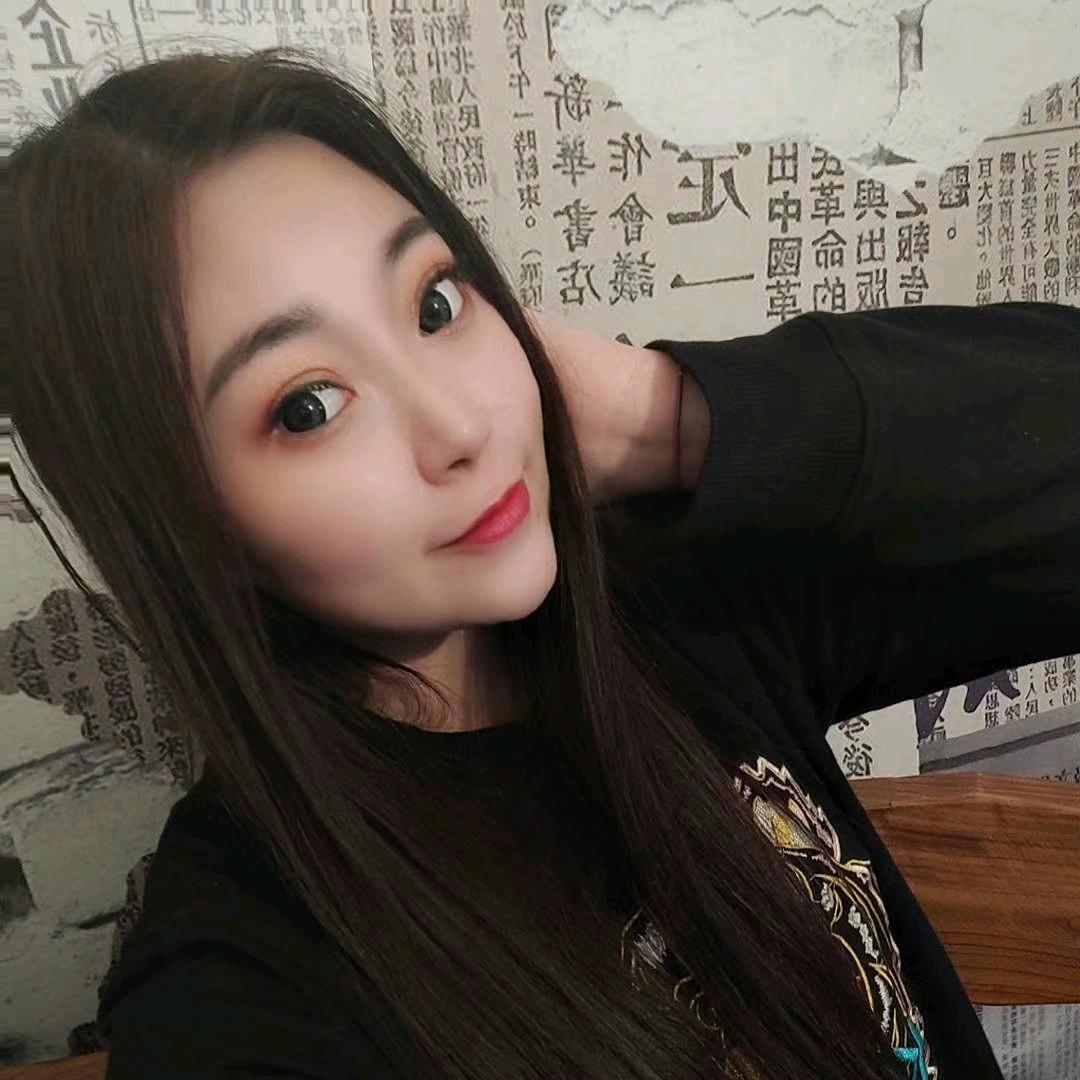 ꧁༺洛小希༻꧂