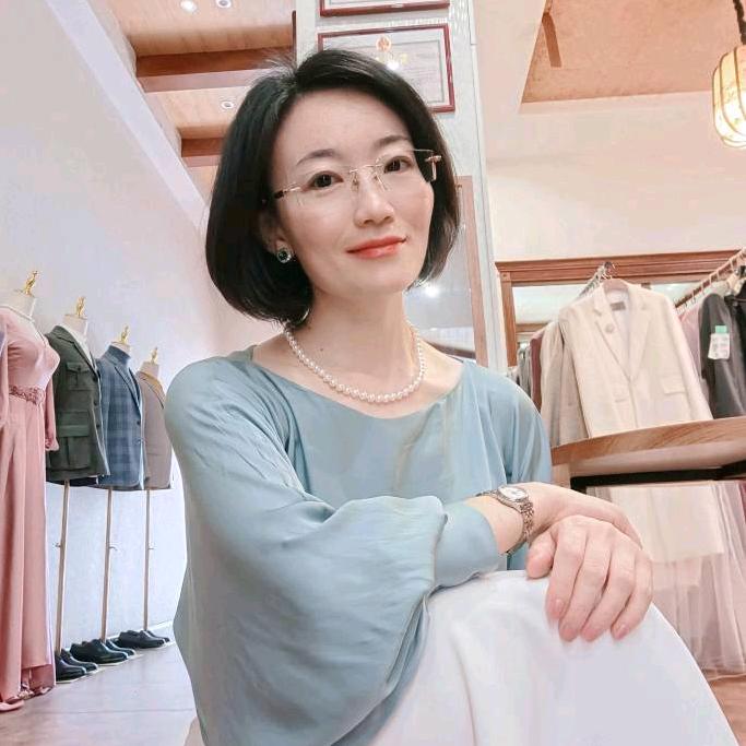 春鱼服饰~服装定制