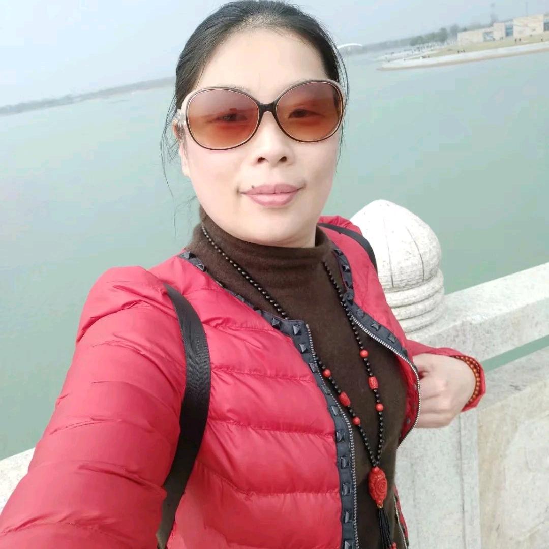 暖意手工羊绒衫